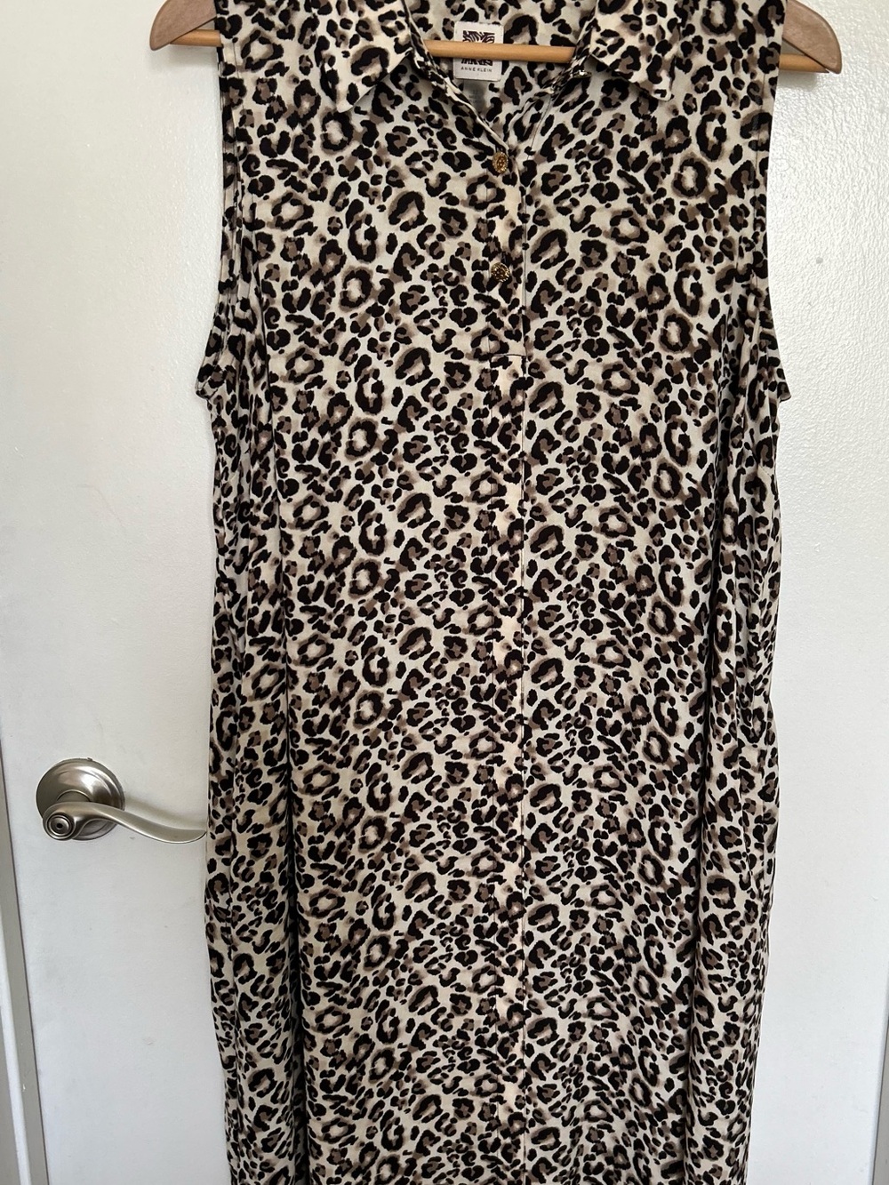 Anne Klein Sleeveless Leopard Print Button-Front Top - Beige/Black